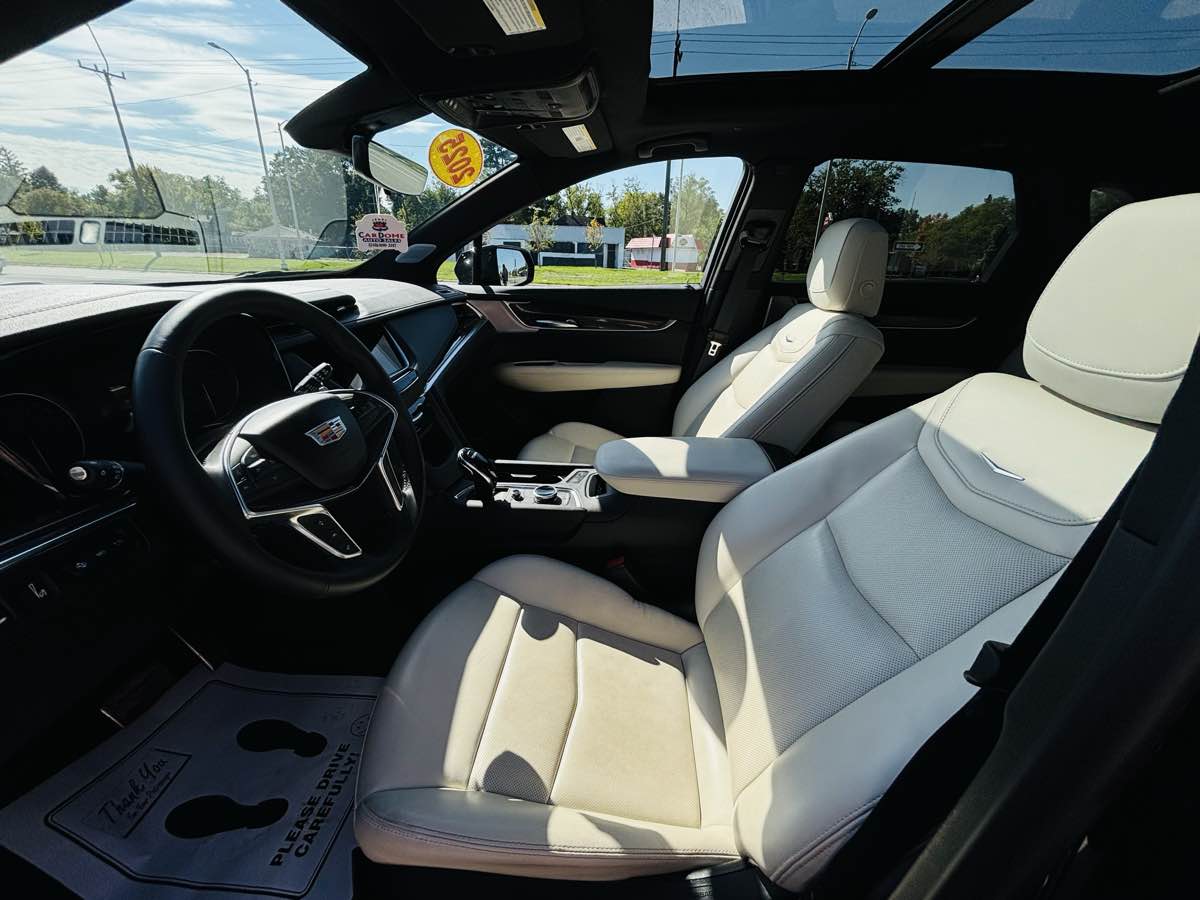 Photo 30 of this Cadillac XT5