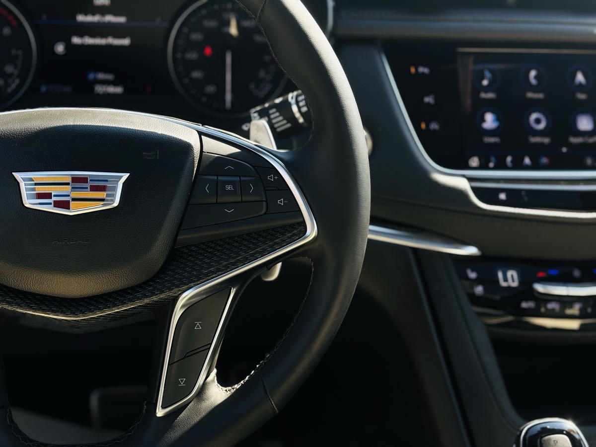 Photo 52 of this Cadillac XT5