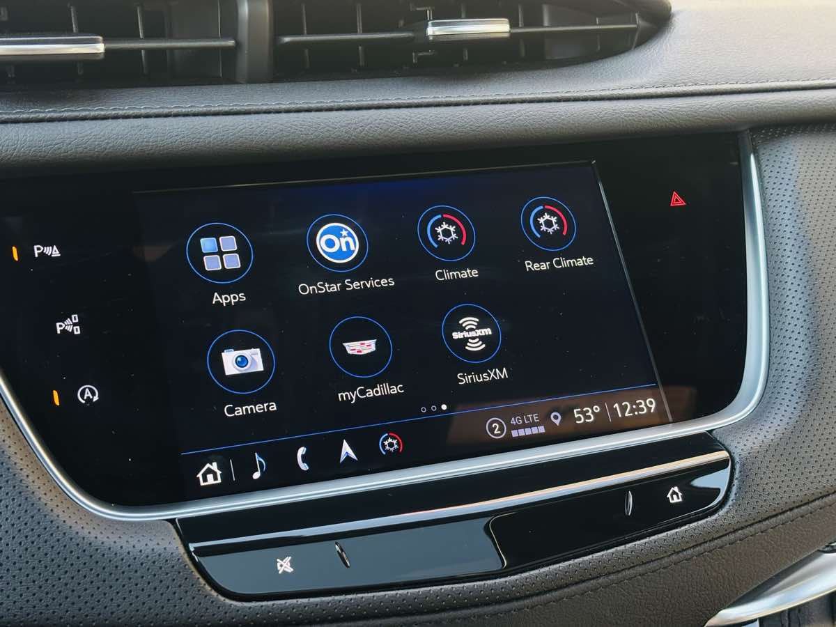 Photo 63 of this Cadillac XT5