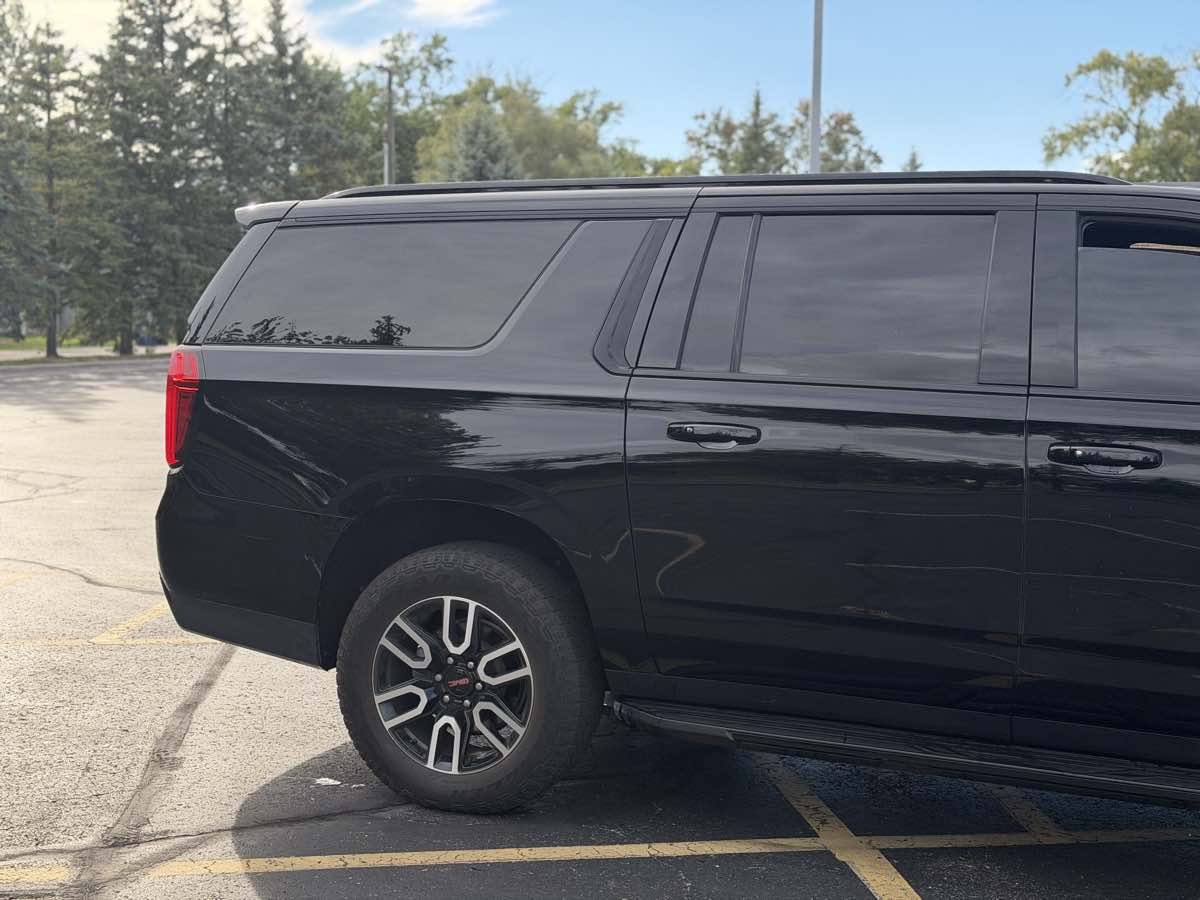 Photo 3 of this GMC Yukon XL