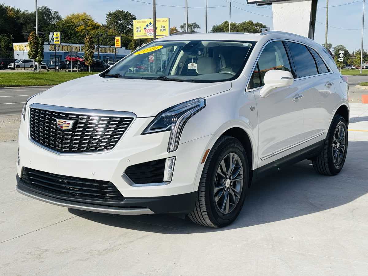 Photo 17 of this Cadillac XT5