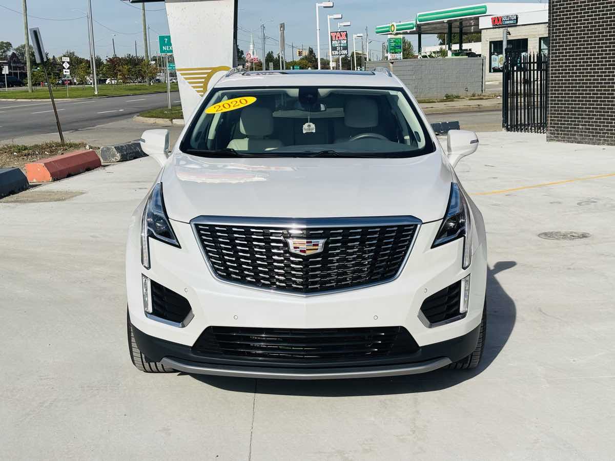 Photo 18 of this Cadillac XT5