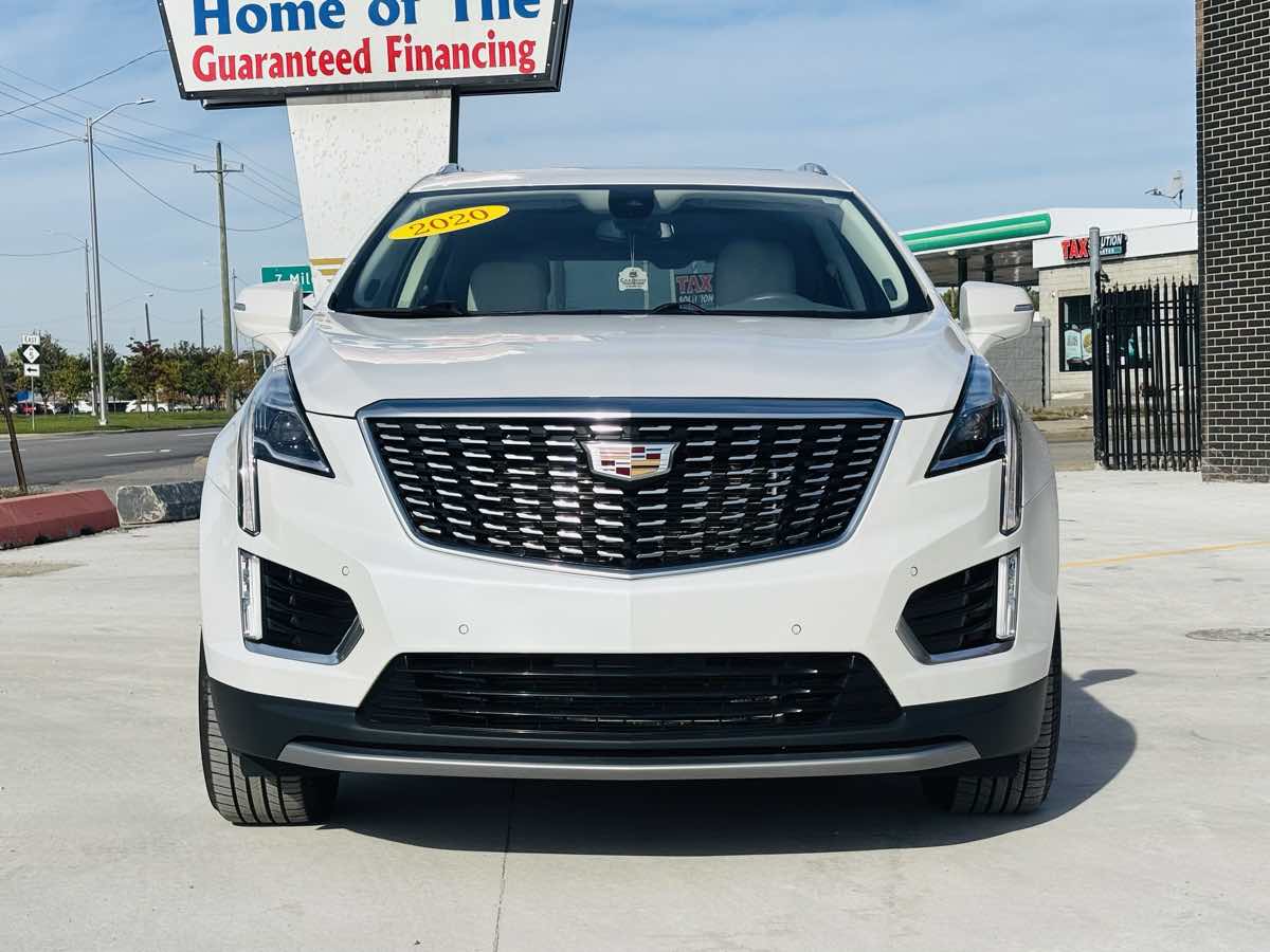 Photo 19 of this Cadillac XT5