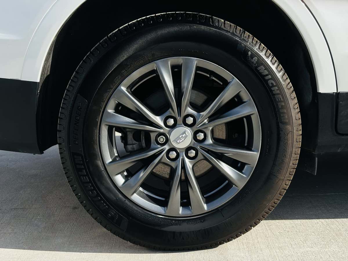 Photo 26 of this Cadillac XT5