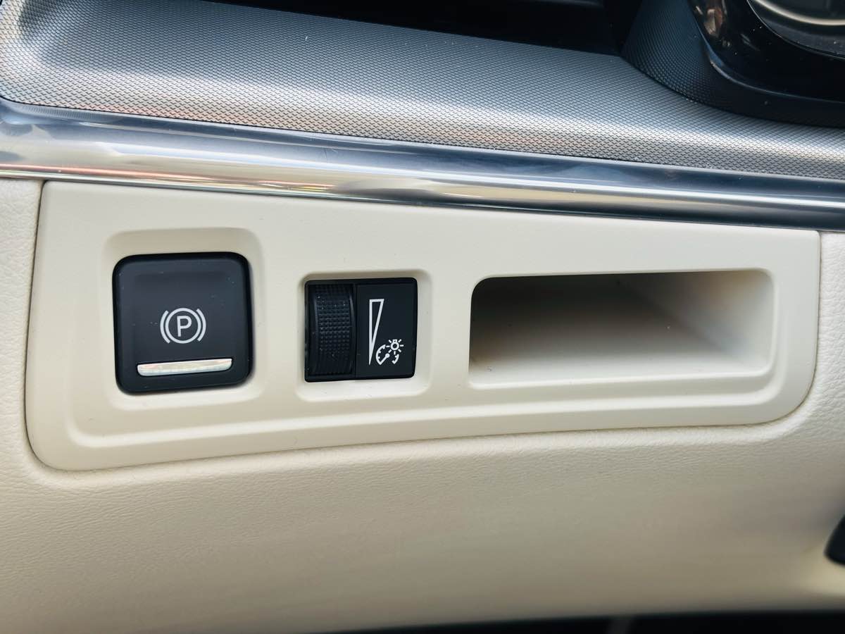 Photo 54 of this Cadillac XT5