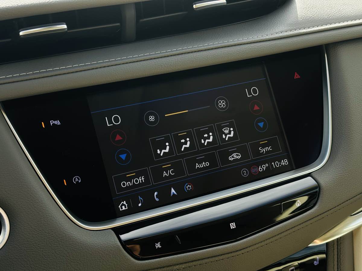 Photo 66 of this Cadillac XT5