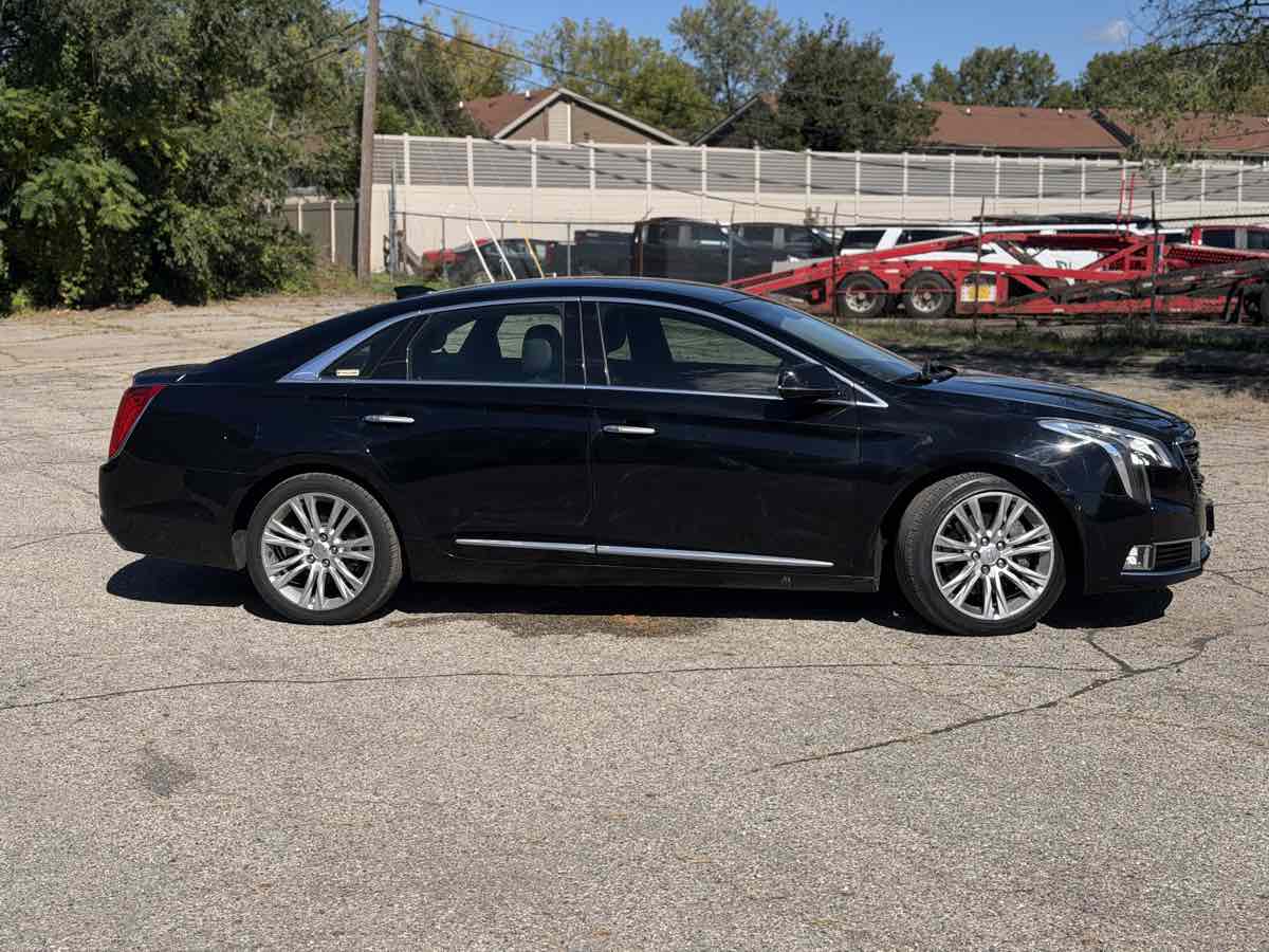 Photo 4 of this Cadillac XTS