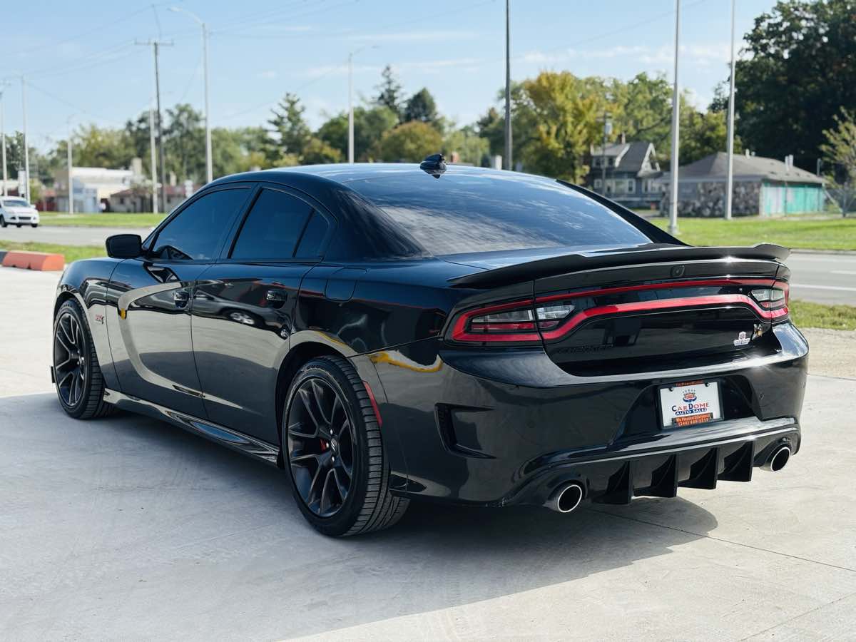Photo 14 of this Dodge Charger