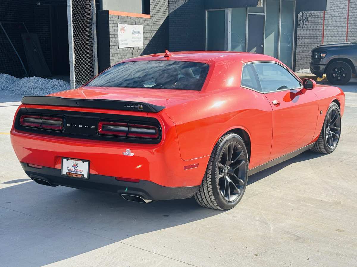 Photo 9 of this Dodge Challenger