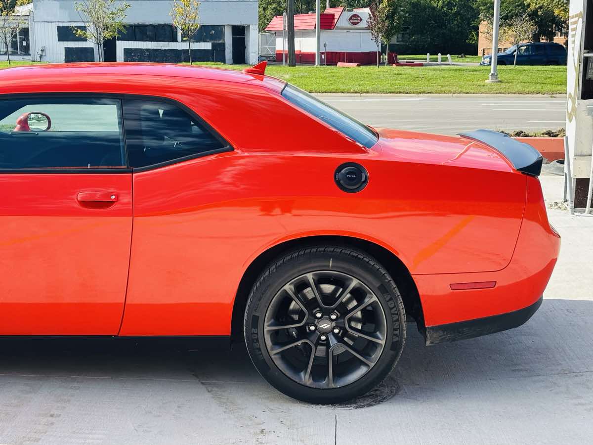 Photo 16 of this Dodge Challenger