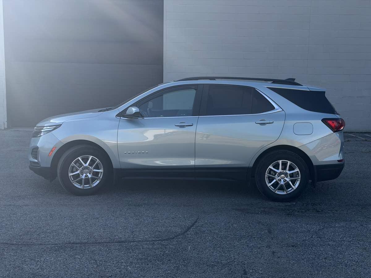 Photo 9 of this Chevrolet Equinox