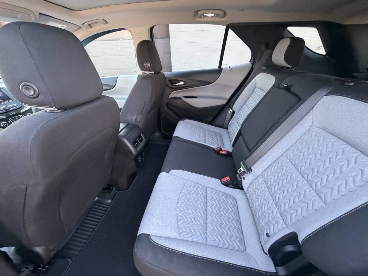 Photo 12 of this Chevrolet Equinox