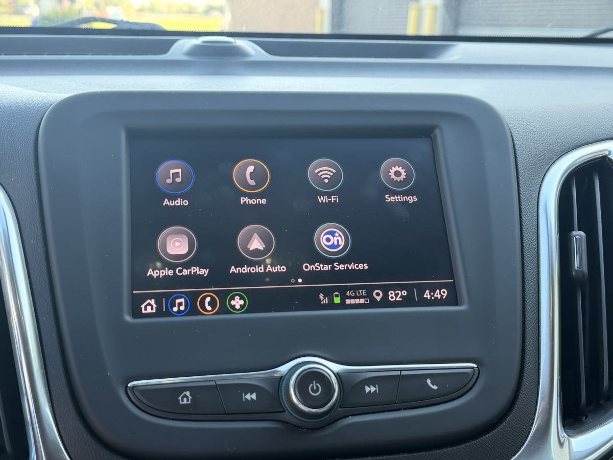 Photo 21 of this Chevrolet Equinox