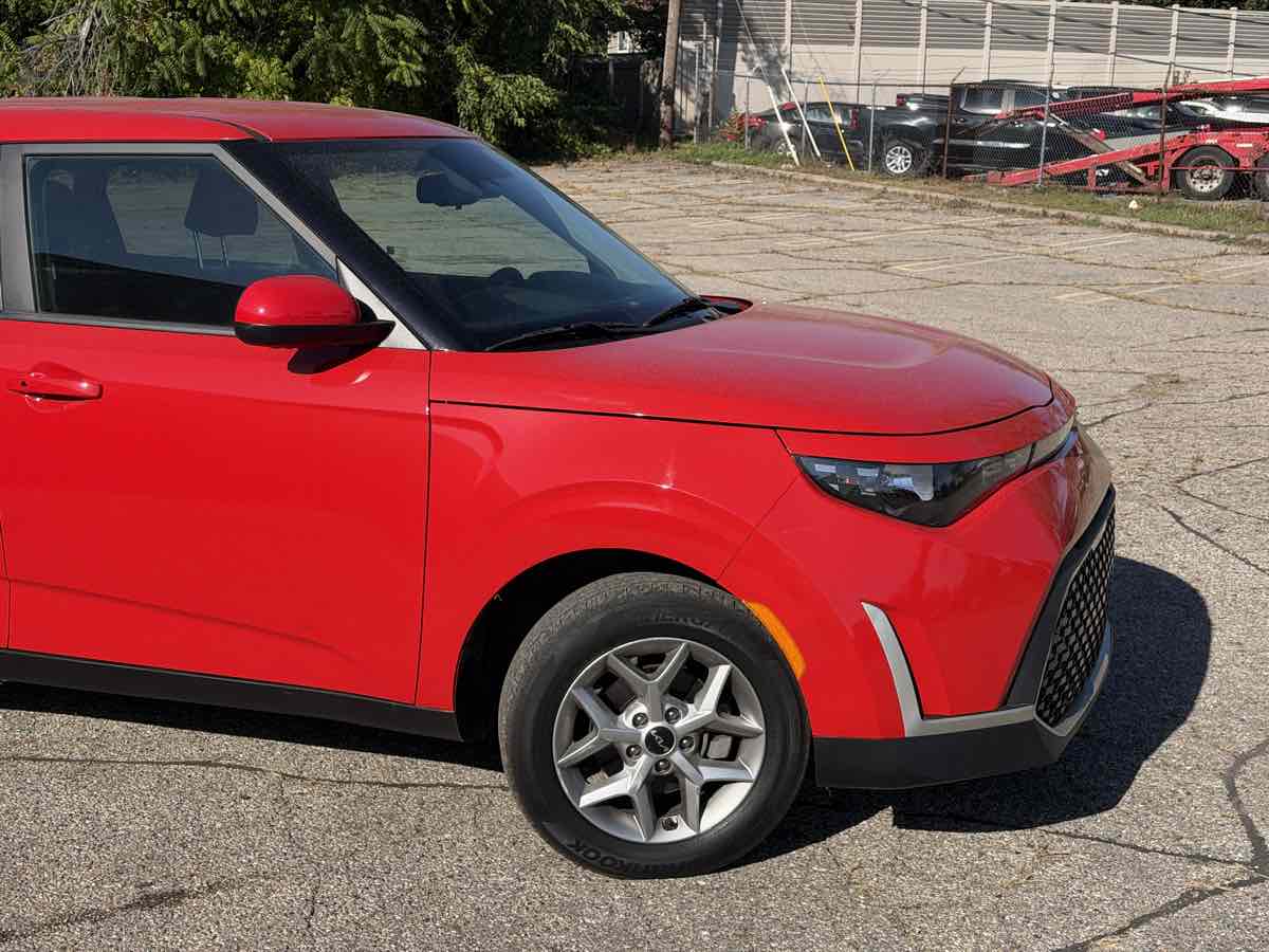 Photo 2 of this Kia Soul