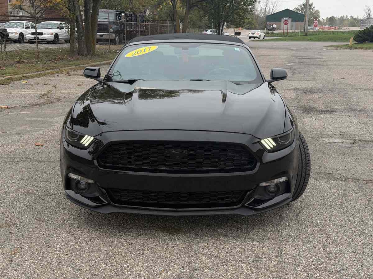 Photo 9 of this Ford Mustang