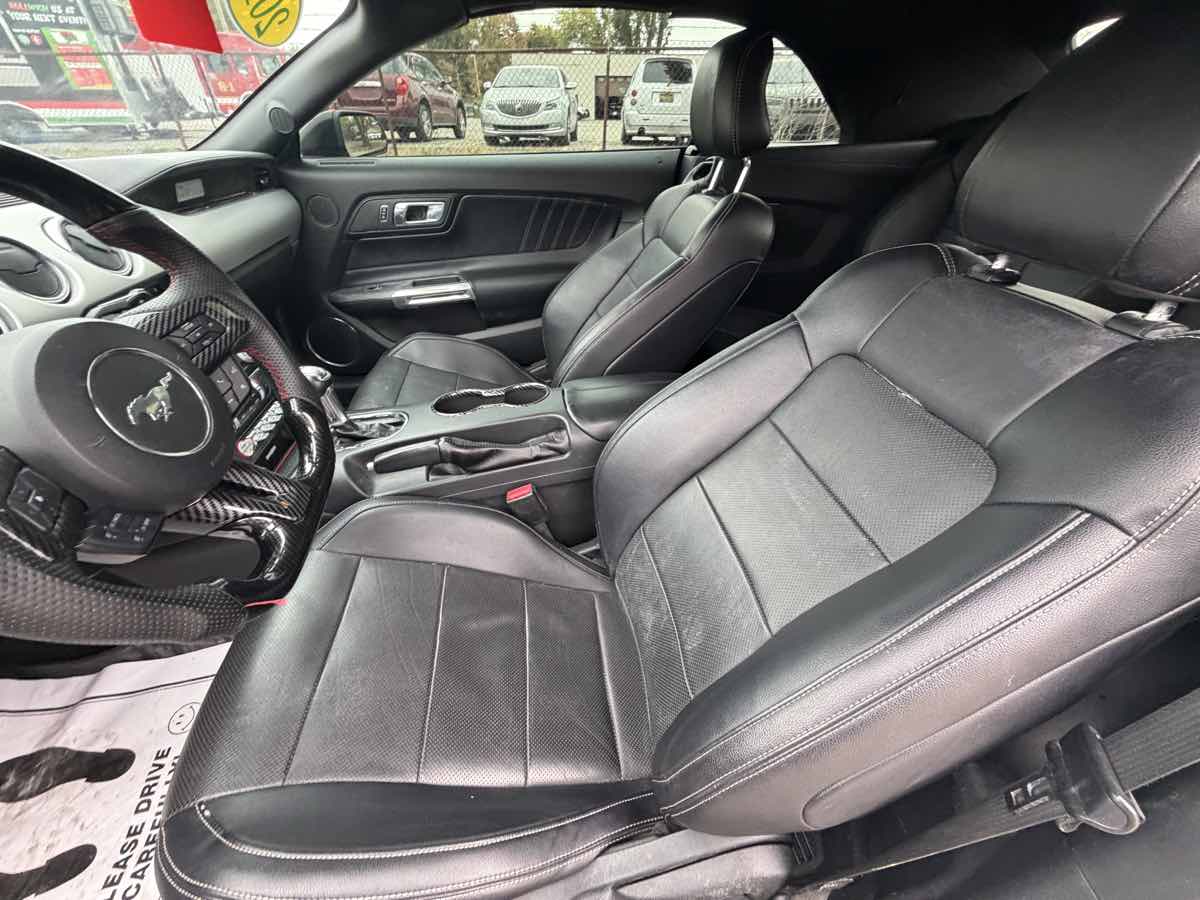 Photo 10 of this Ford Mustang