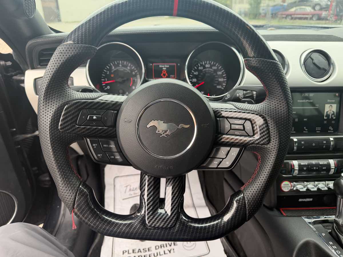 Photo 14 of this Ford Mustang