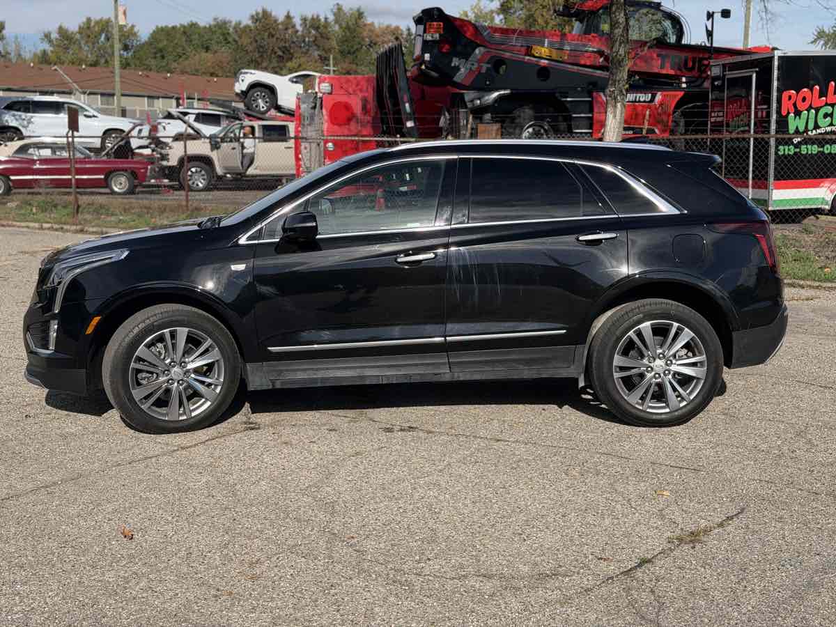 Photo 8 of this Cadillac XT5