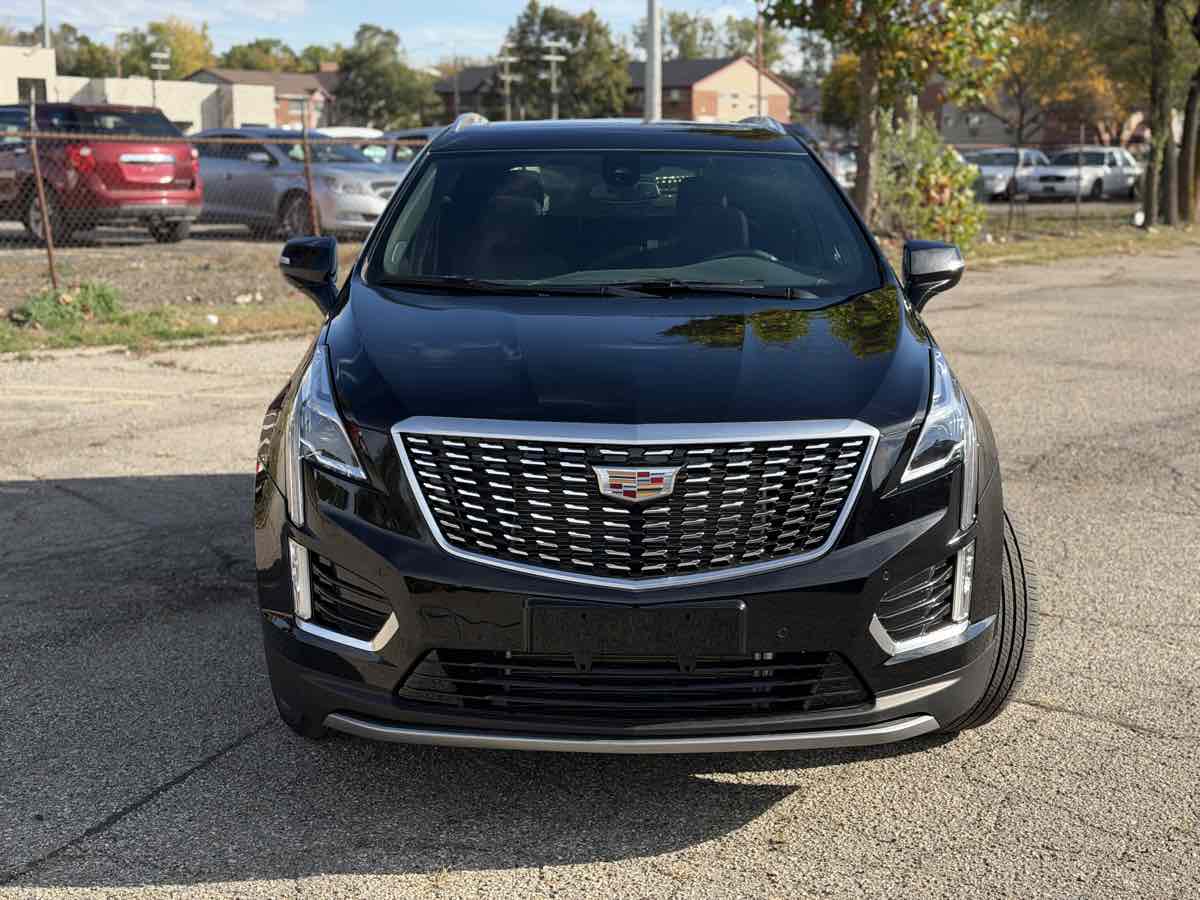 Photo 9 of this Cadillac XT5
