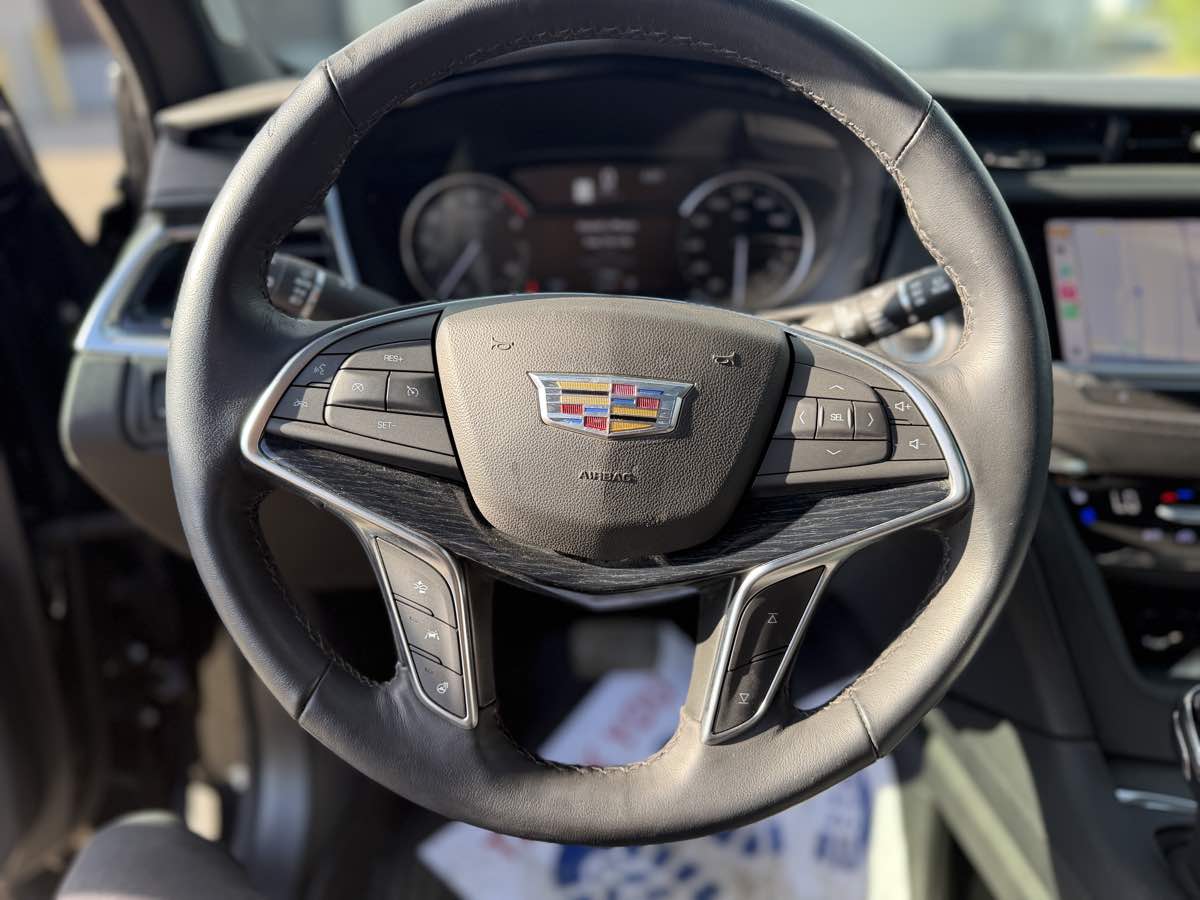 Photo 14 of this Cadillac XT5
