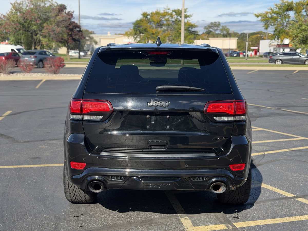 Photo 5 of this Jeep Grand Cherokee