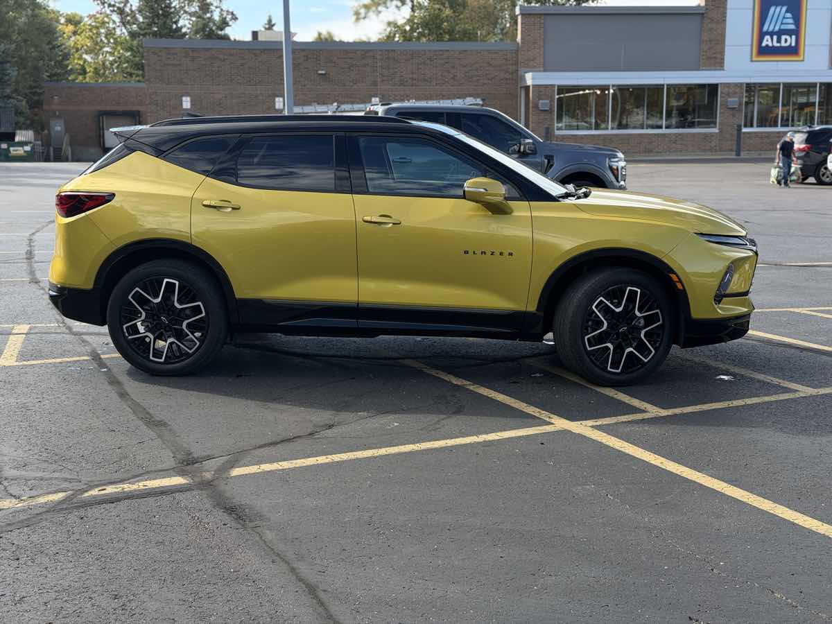 Photo 4 of this Chevrolet Blazer