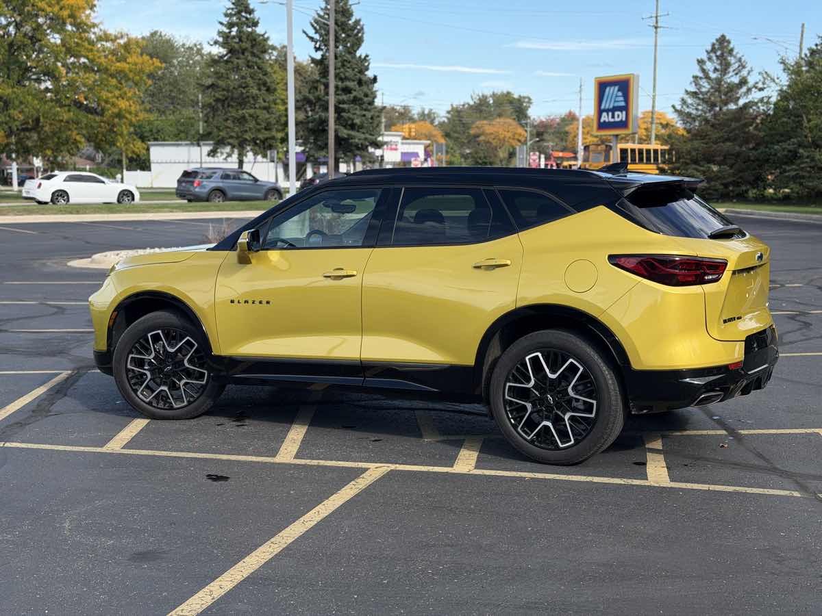 Photo 8 of this Chevrolet Blazer