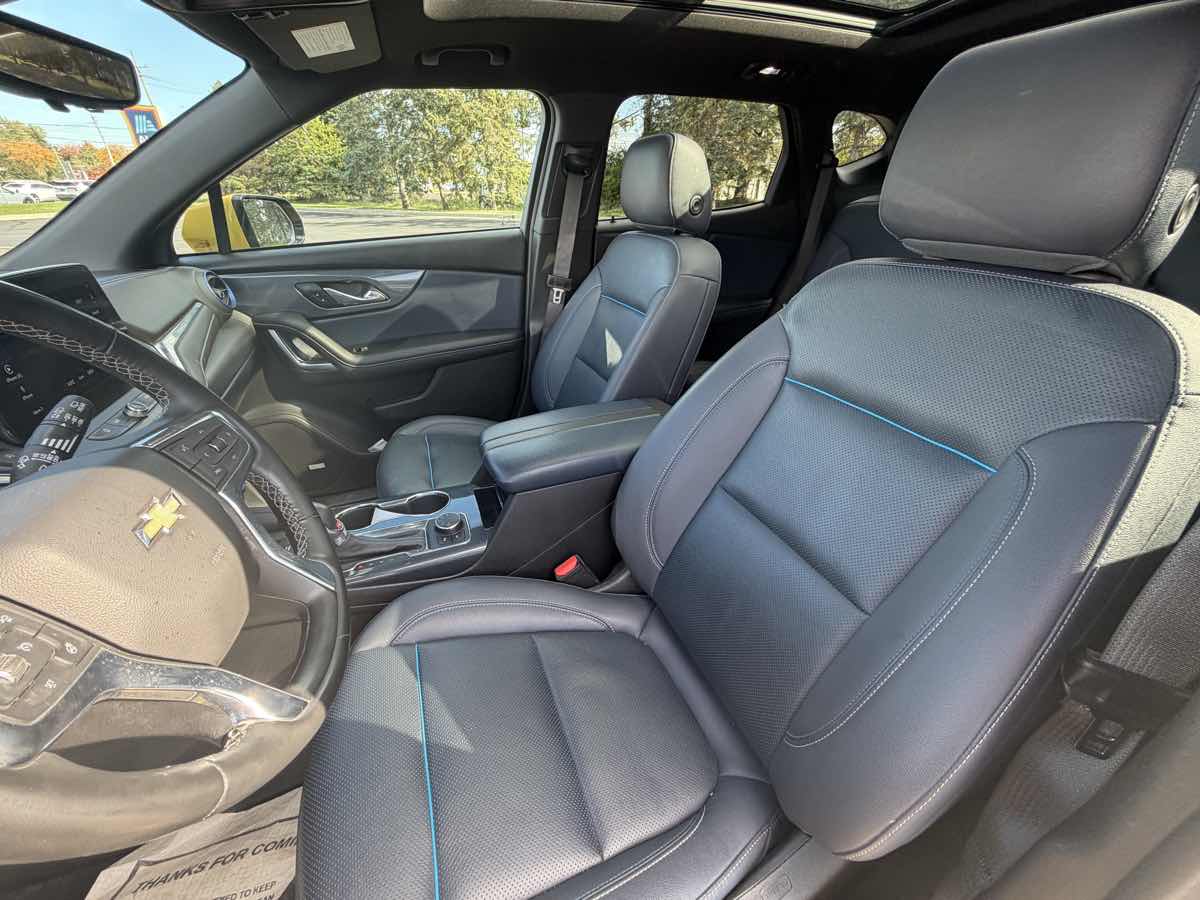 Photo 10 of this Chevrolet Blazer