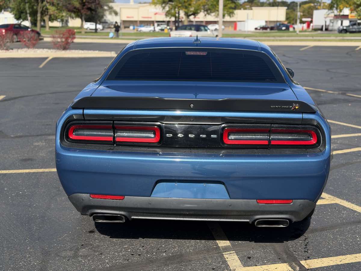 Photo 5 of this Dodge Challenger