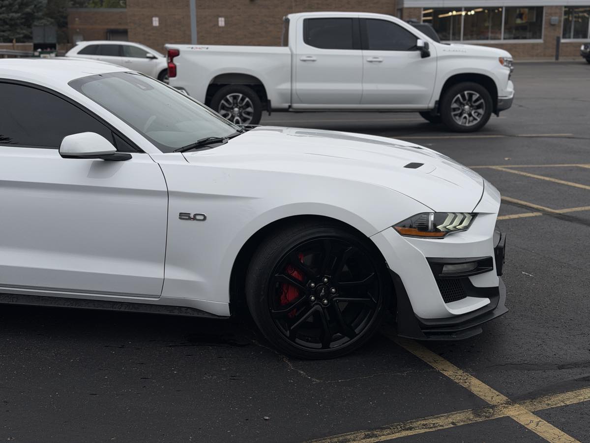 Photo 2 of this Ford Mustang