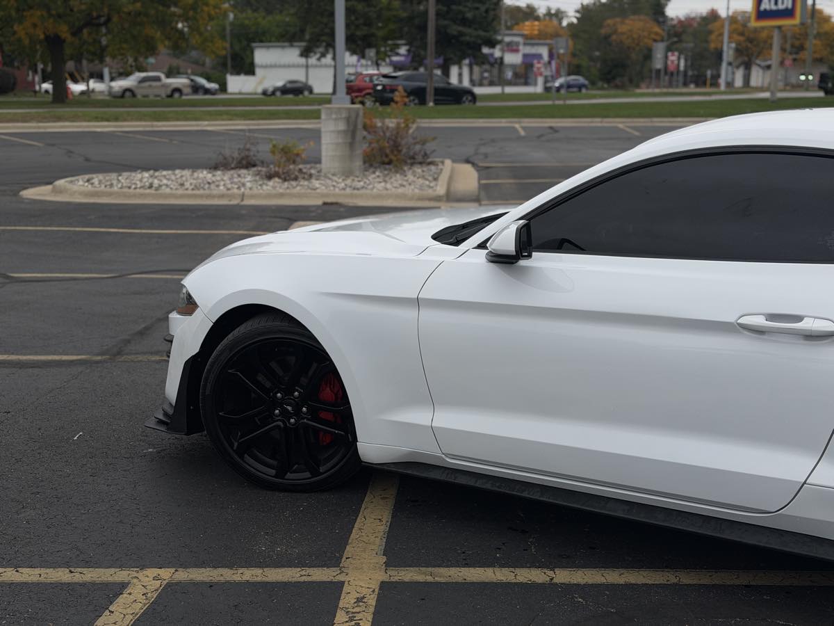 Photo 7 of this Ford Mustang