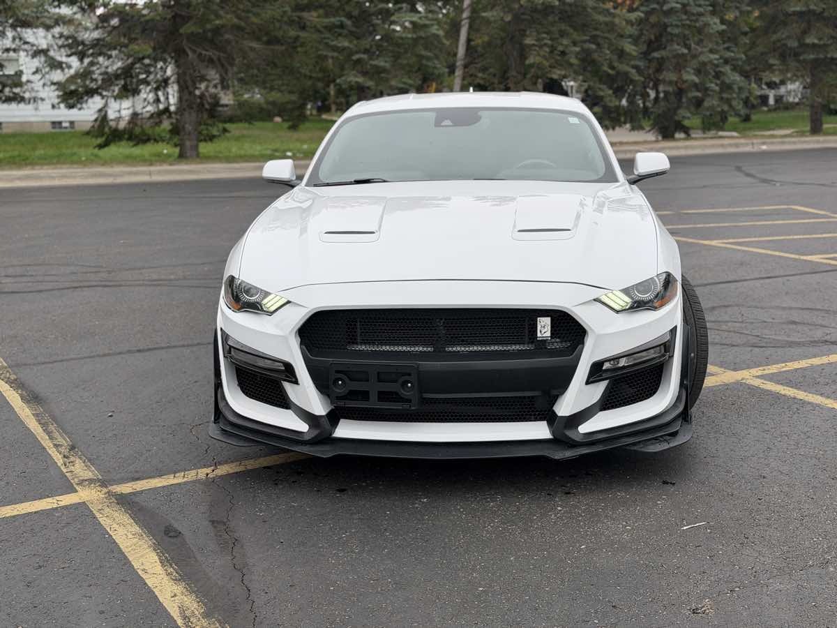 Photo 9 of this Ford Mustang