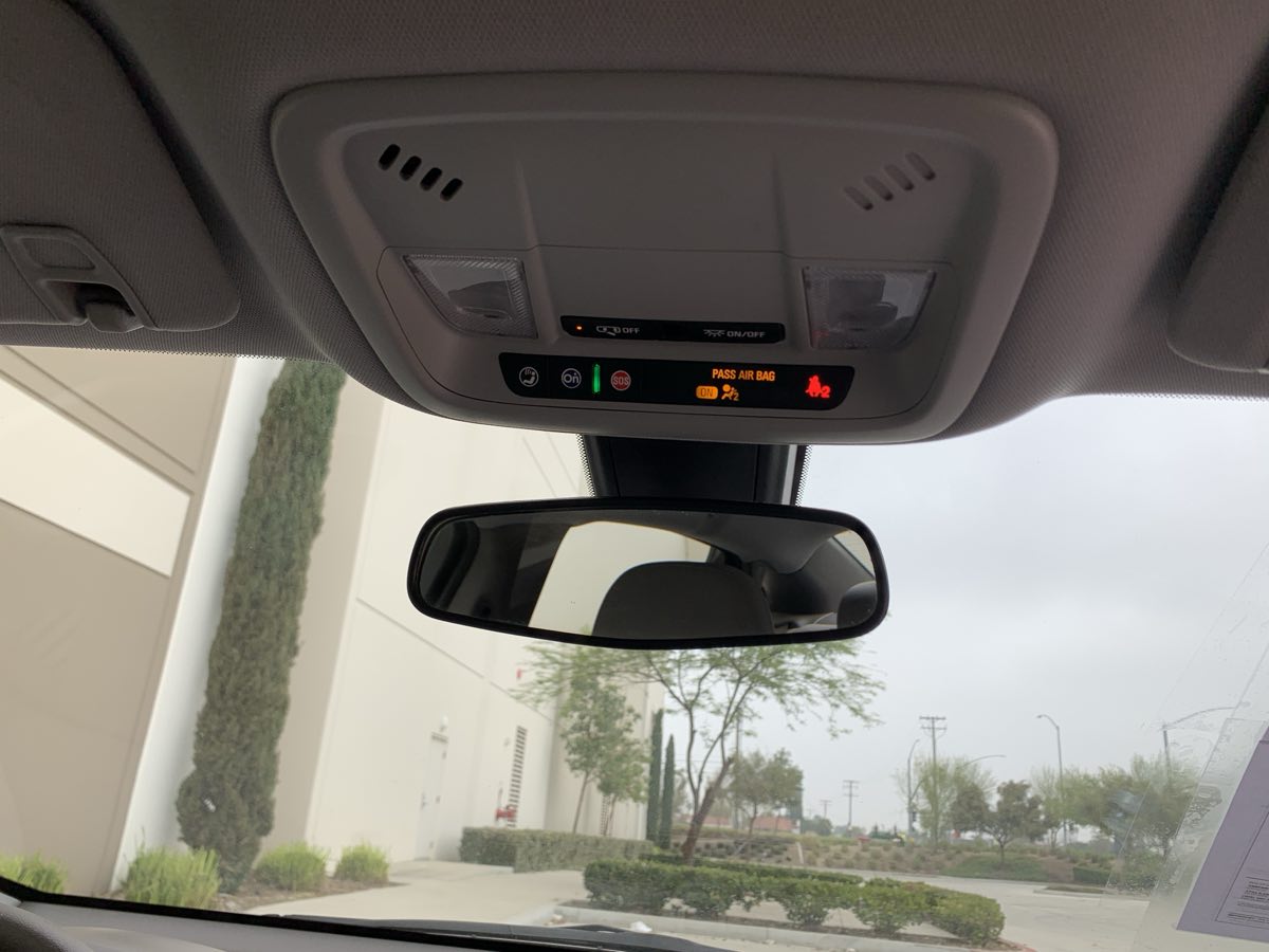 2022 Chevrolet Malibu 1LT photo 2