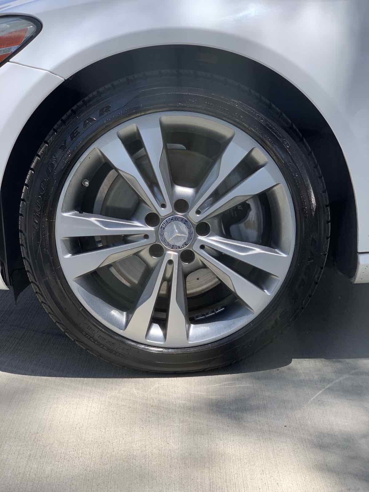 2017 Mercedes Benz C 300 Coupe photo 9
