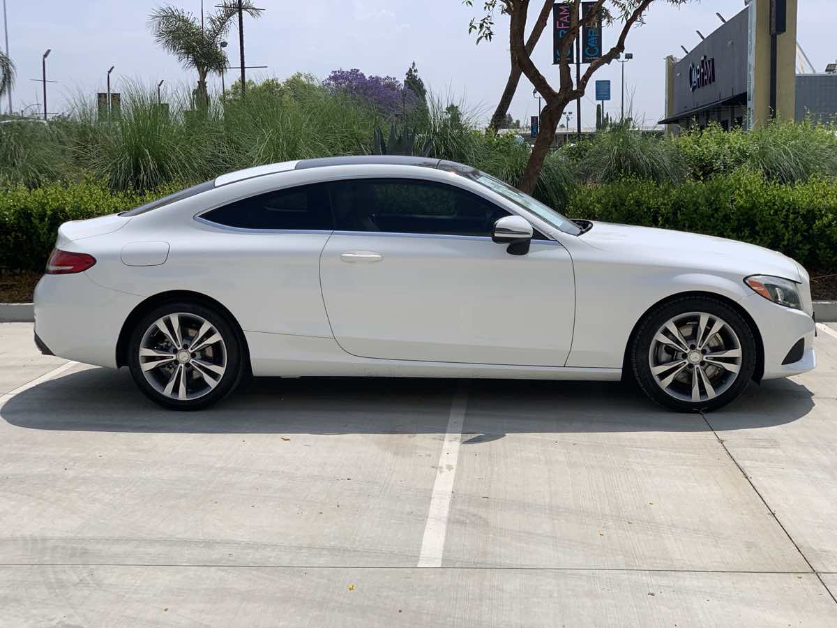 2017 Mercedes Benz C 300 Coupe photo 5