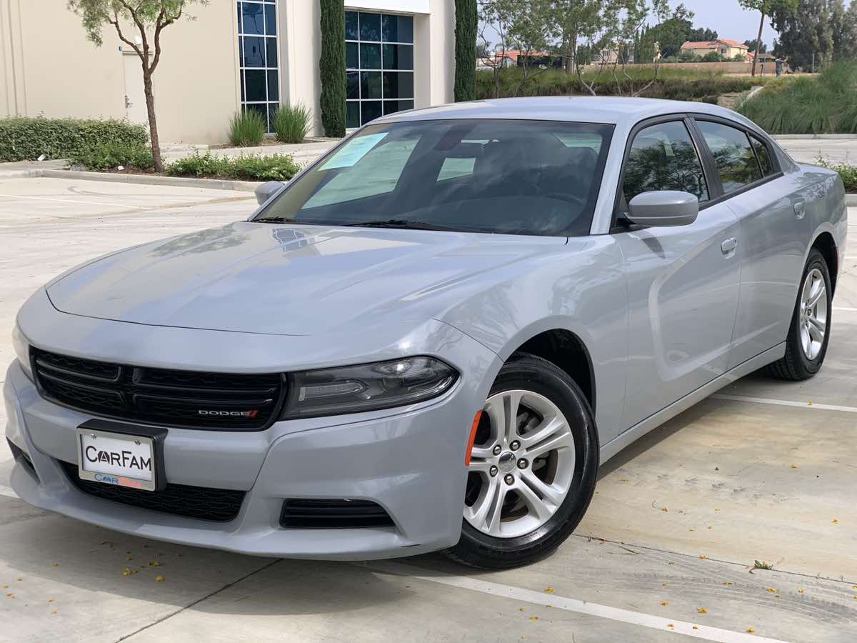 2021 Dodge Charger SXT photo 3