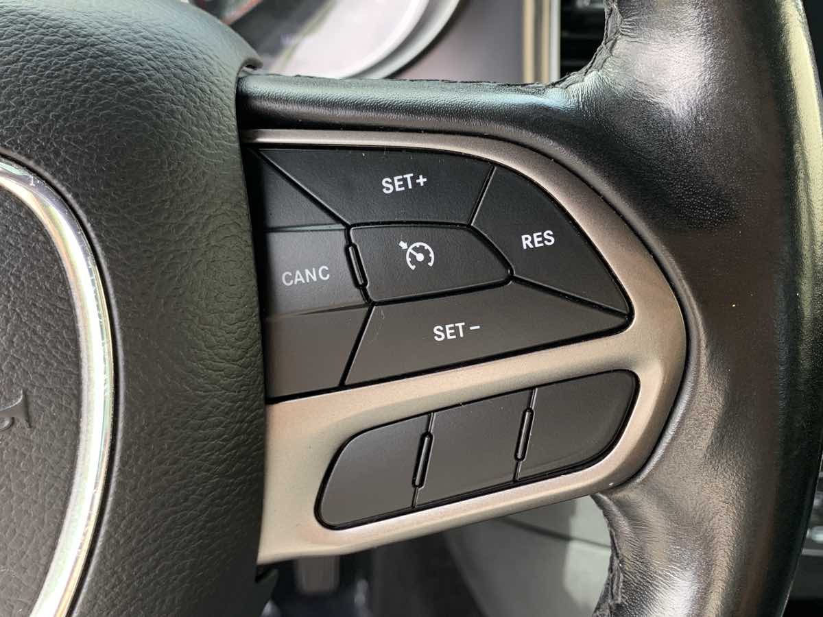 2021 Dodge Charger SXT photo 14