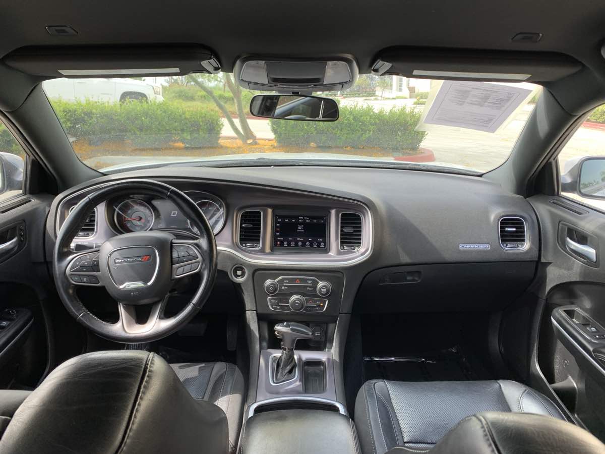 2021 Dodge Charger SXT photo 21