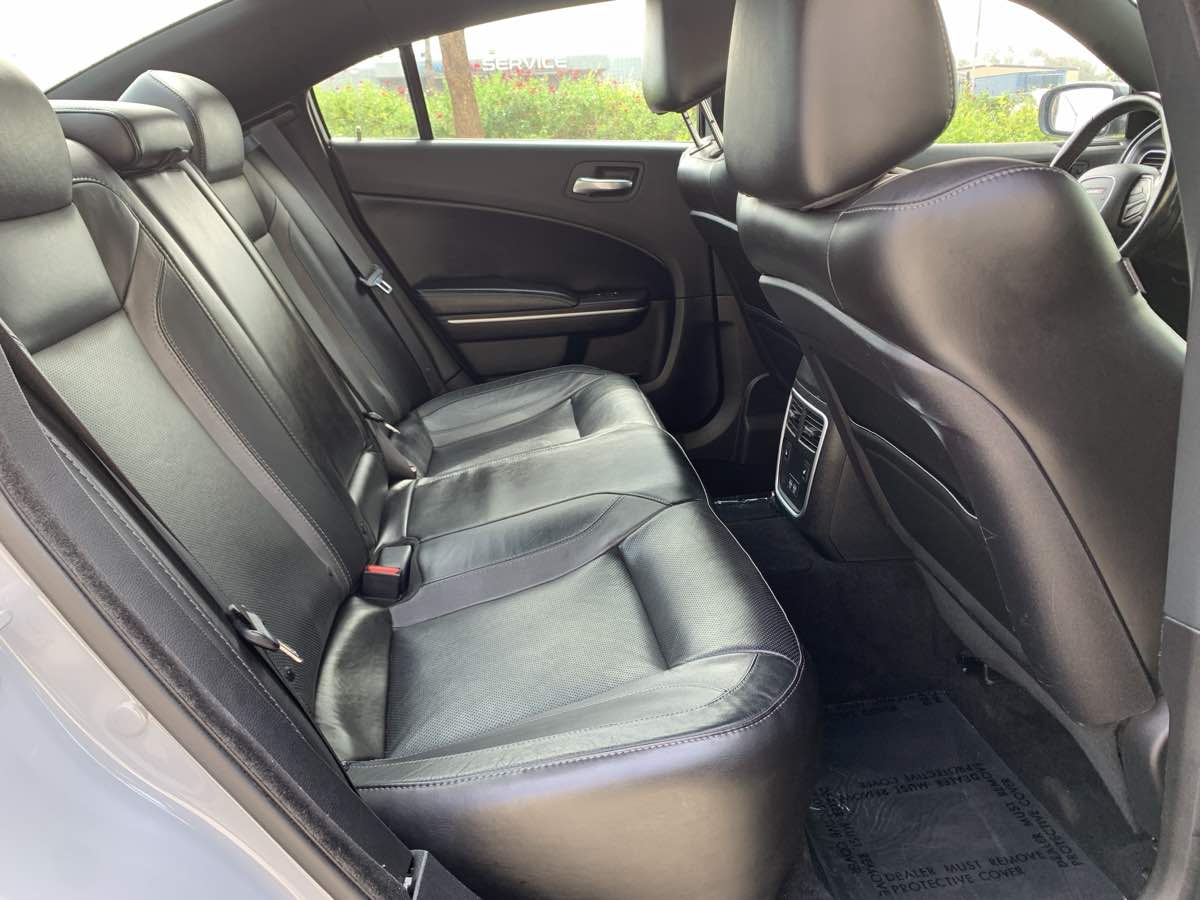 2021 Dodge Charger SXT photo 23
