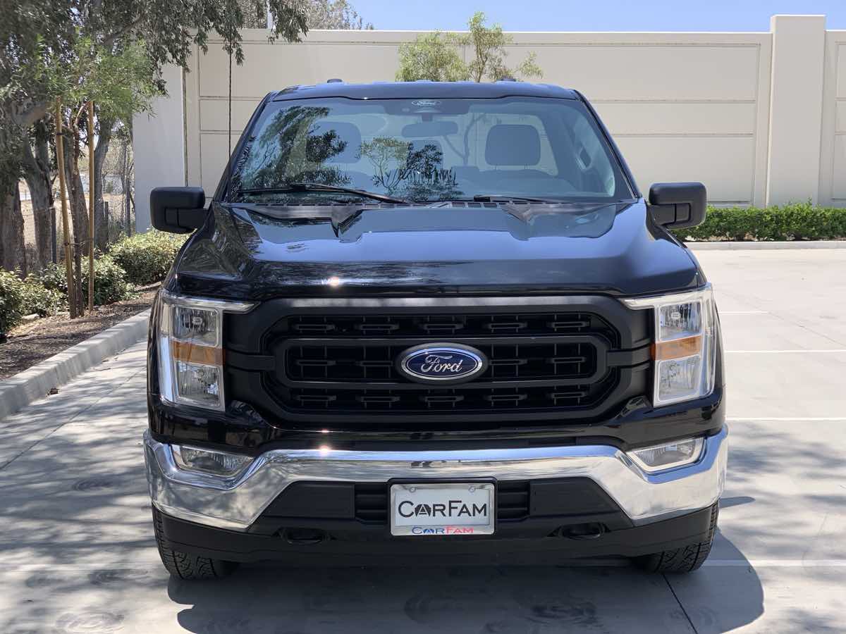 2021 Ford F-150 XL photo 2