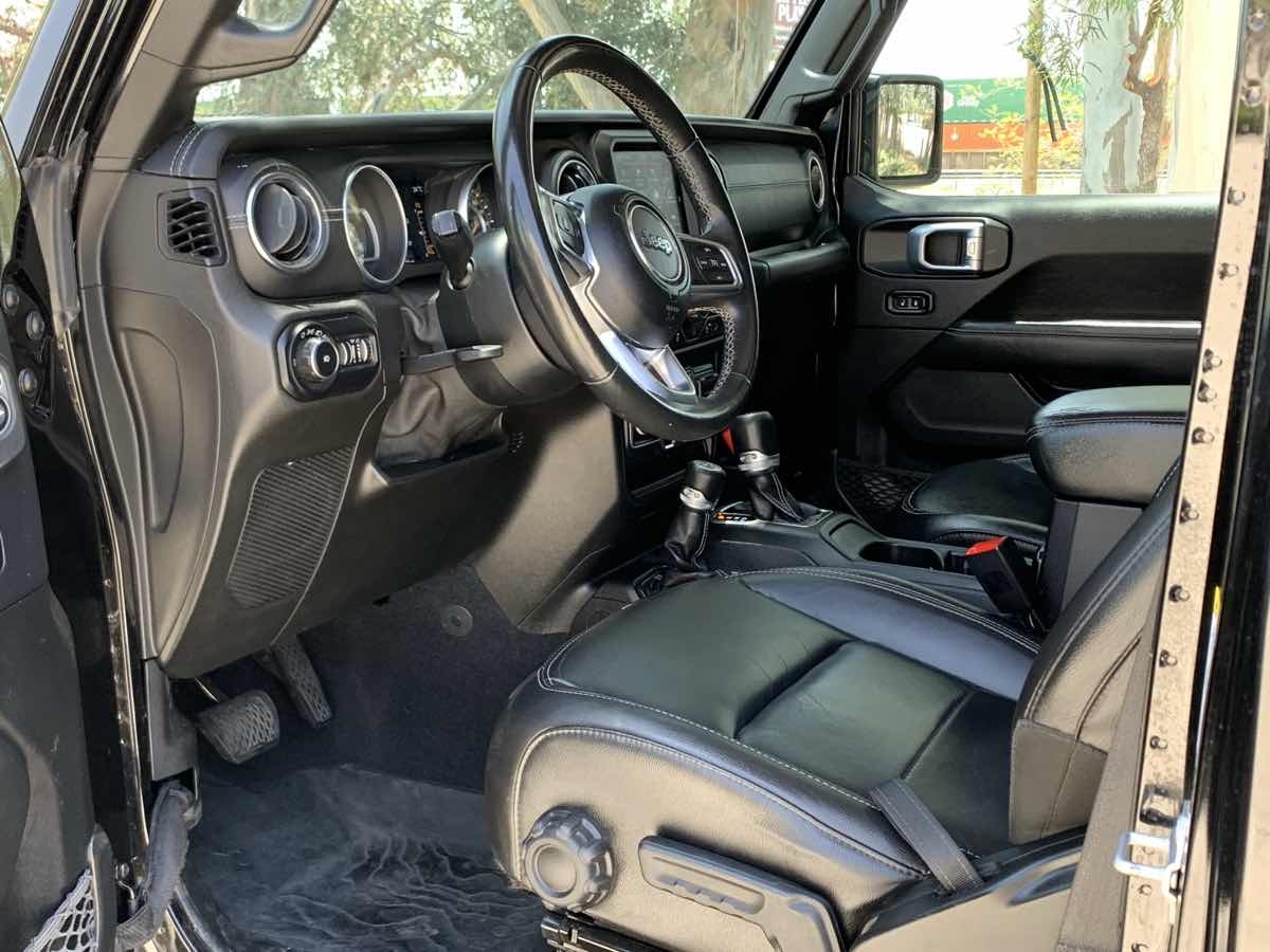 2019 Jeep Wrangler Unlimited Moab photo 11