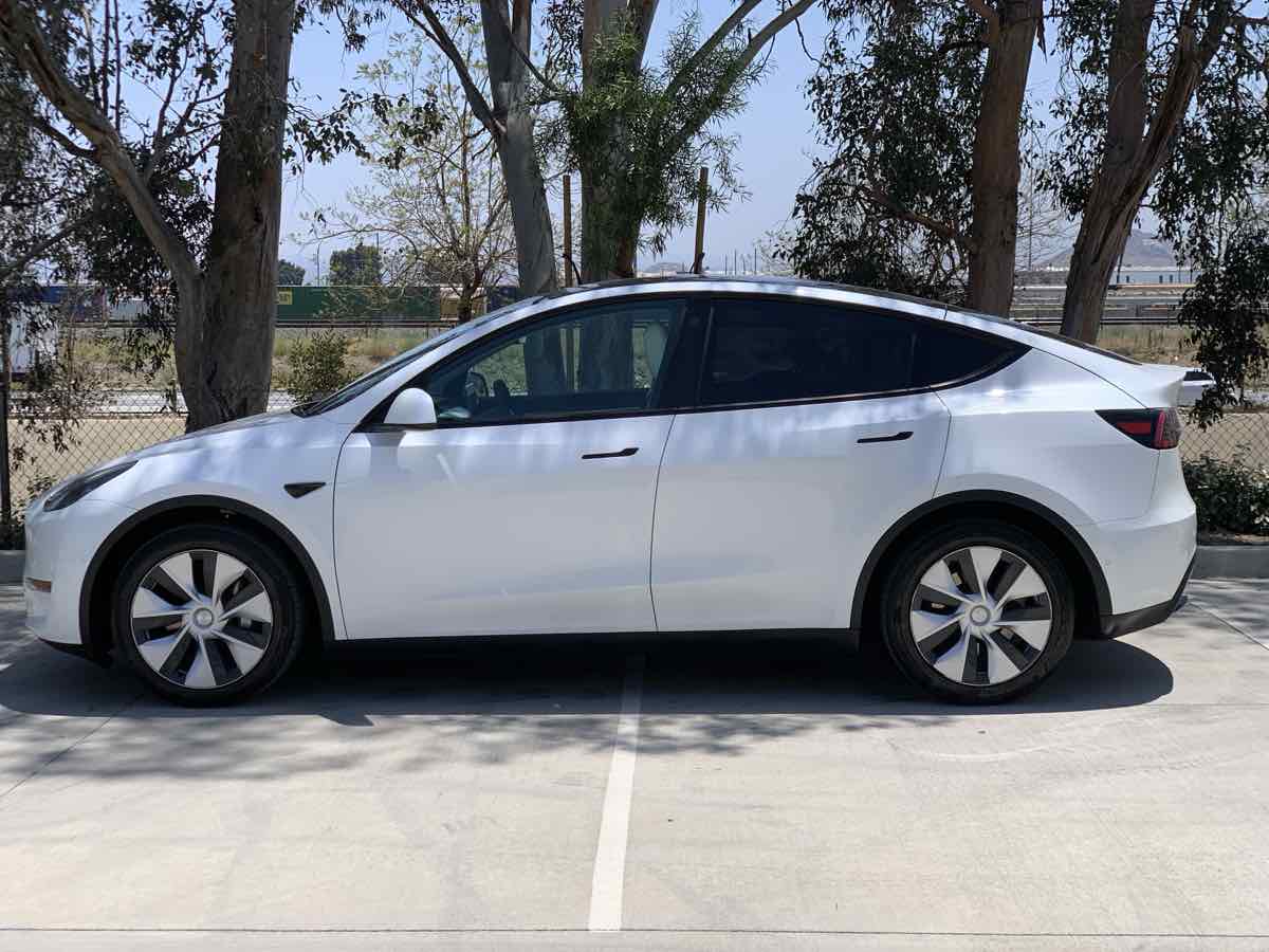 2021 Tesla Model Y Long Range photo 4