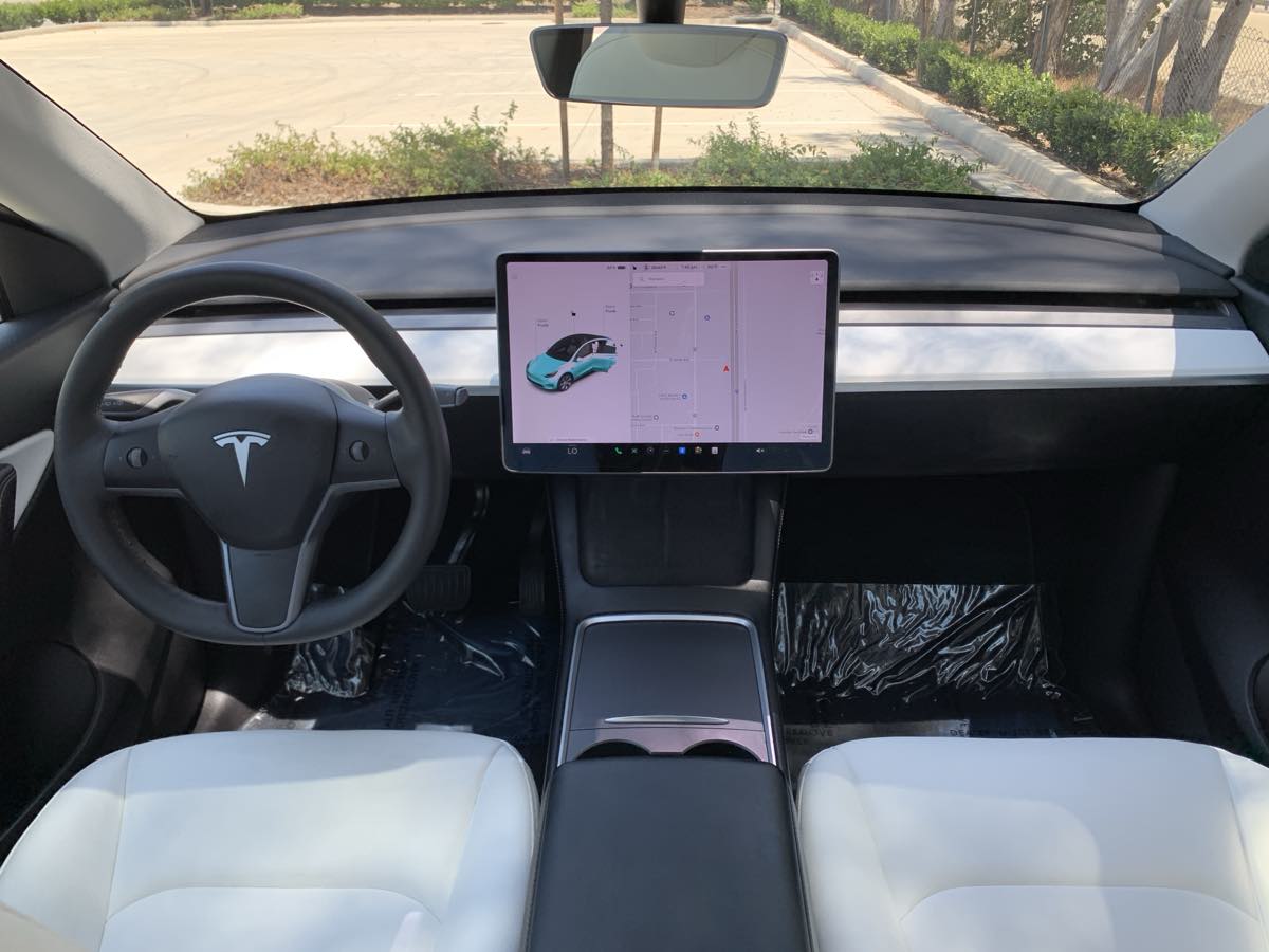2021 Tesla Model Y Long Range photo 14
