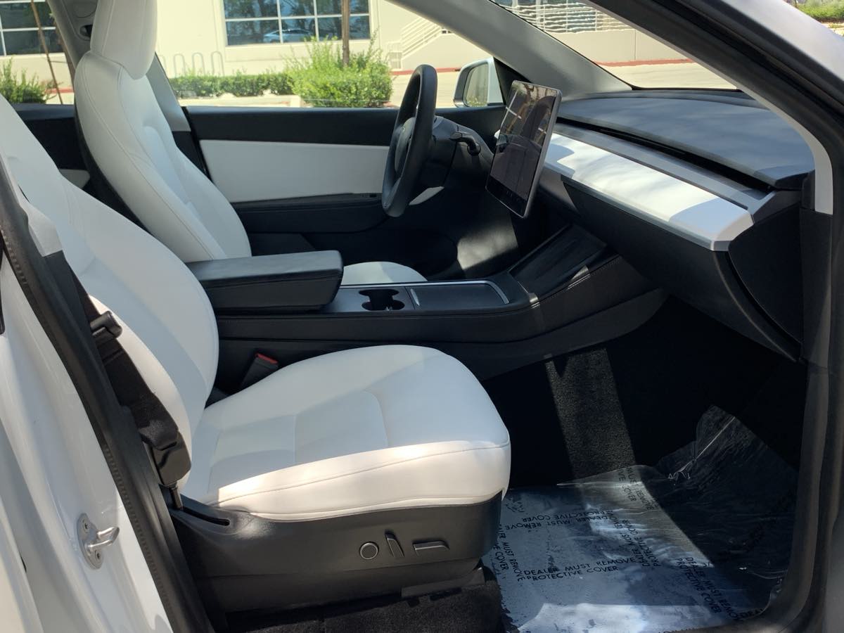 2021 Tesla Model Y Long Range photo 17