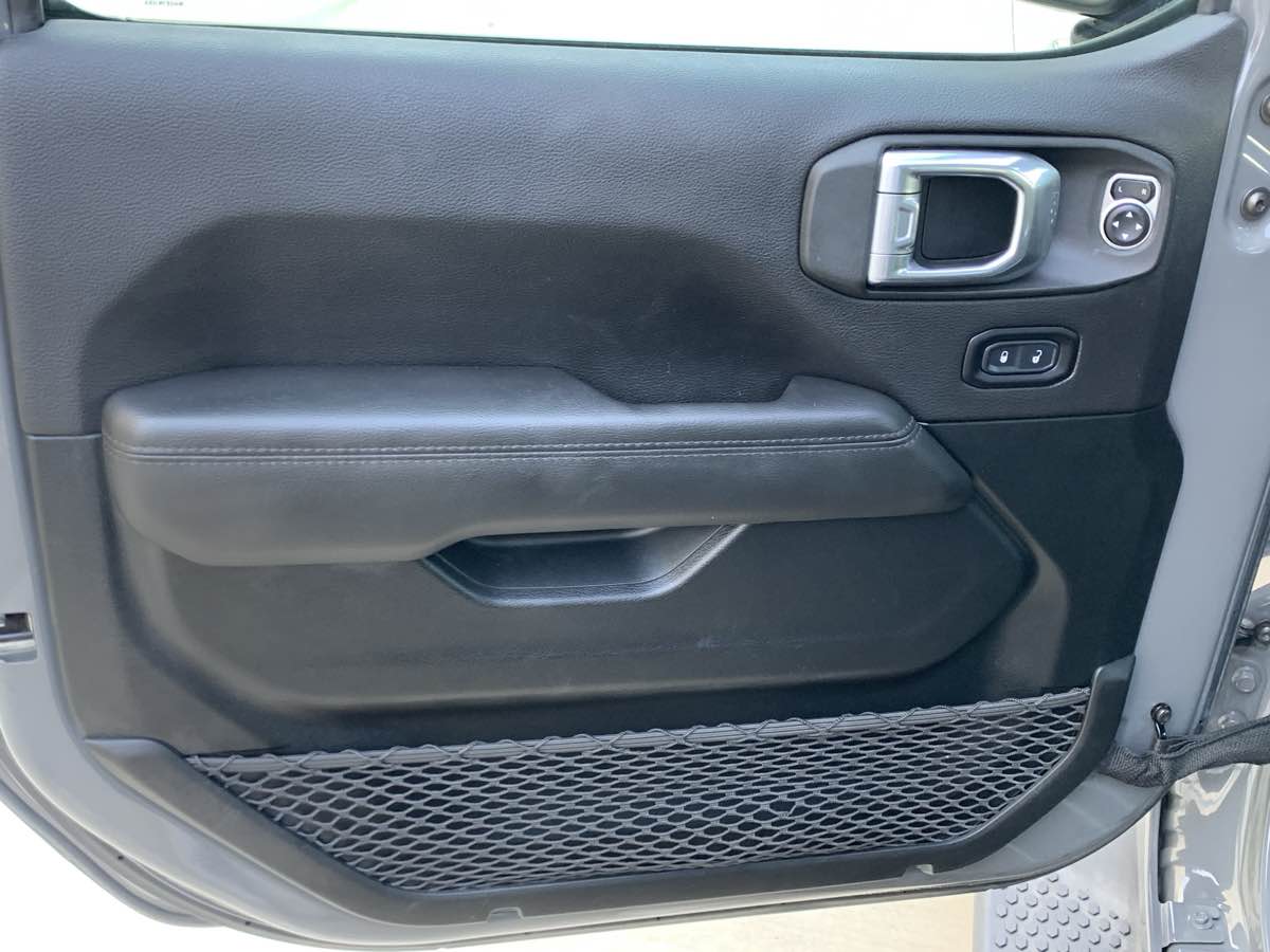 2021 Jeep Wrangler Unlimited Sahara Altitude photo 8