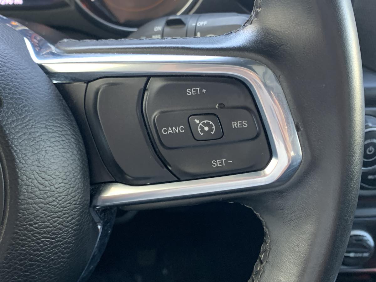 2021 Jeep Wrangler Unlimited Sahara Altitude photo 14