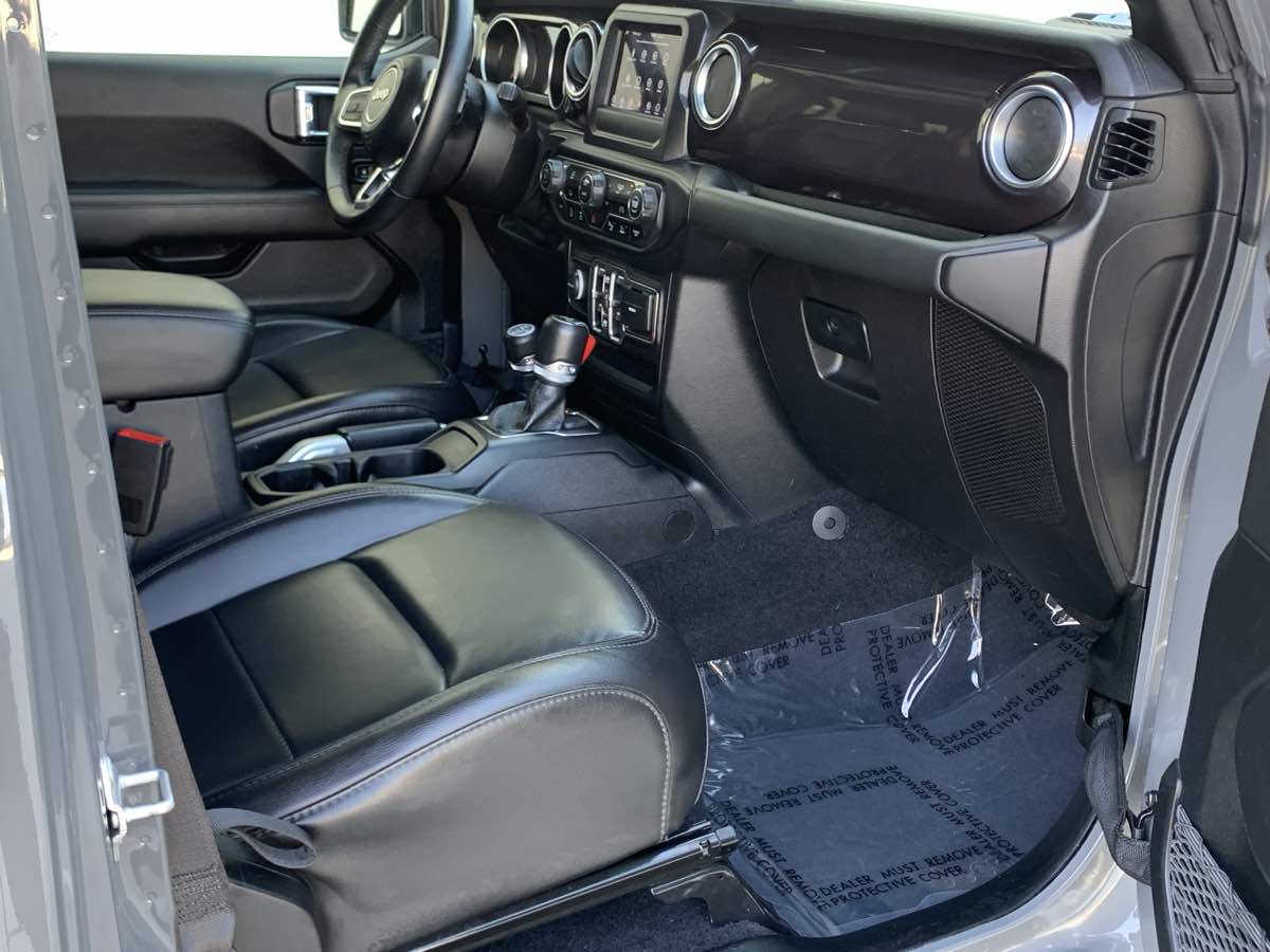 2021 Jeep Wrangler Unlimited Sahara Altitude photo 27