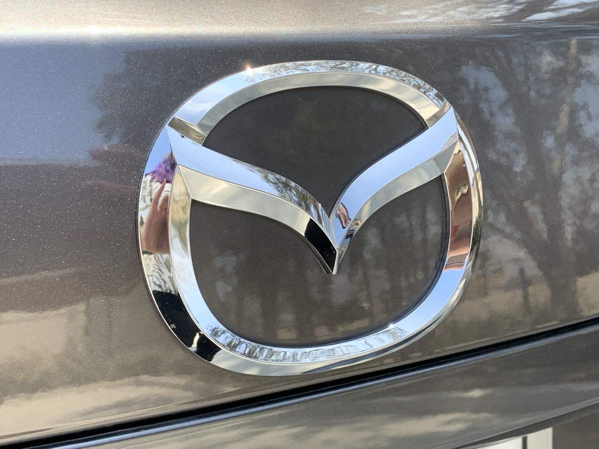 2018 Mazda Mazda3 Grand Touring photo 7