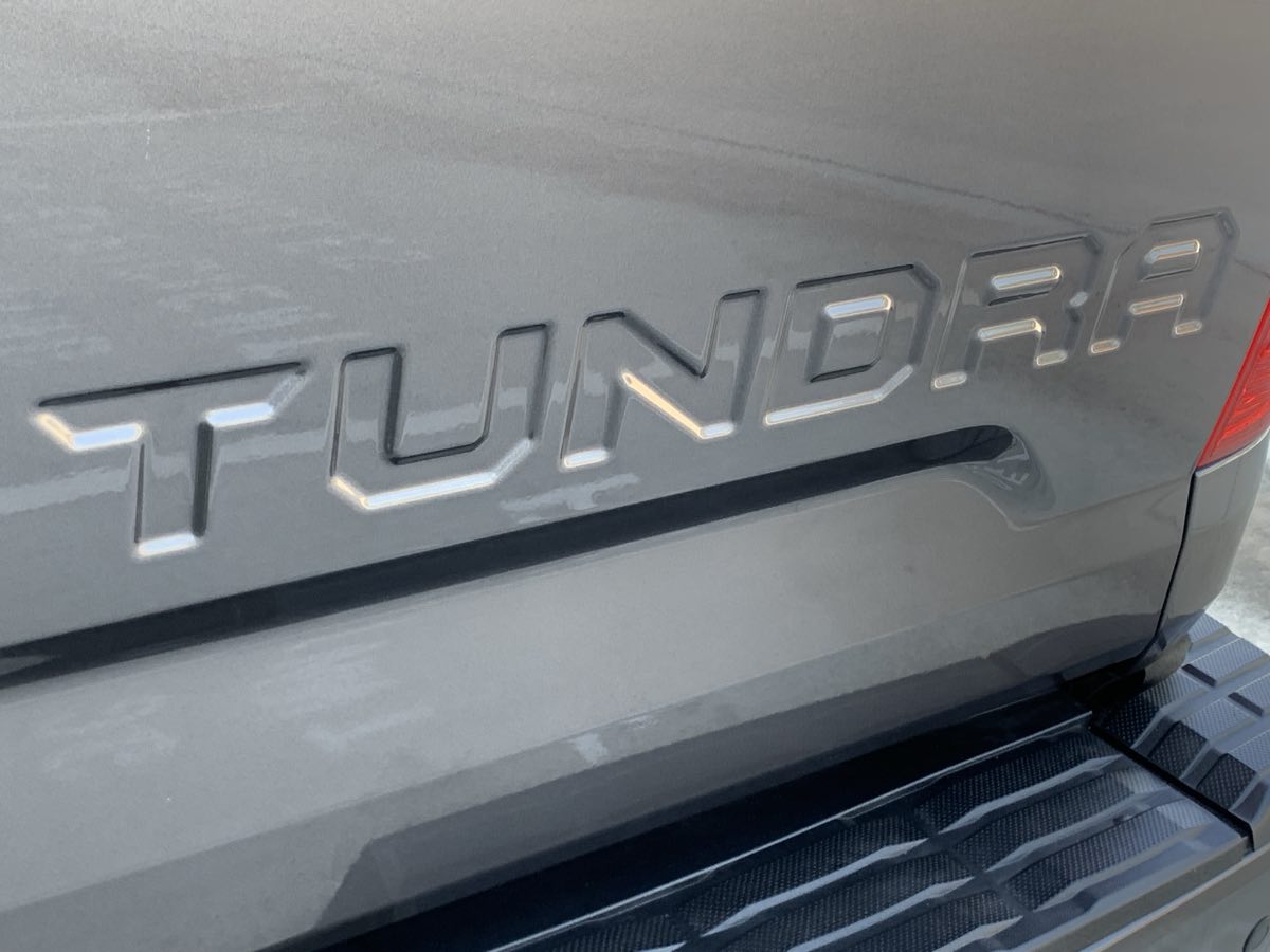 2016 Toyota Tundra SR5 photo 6