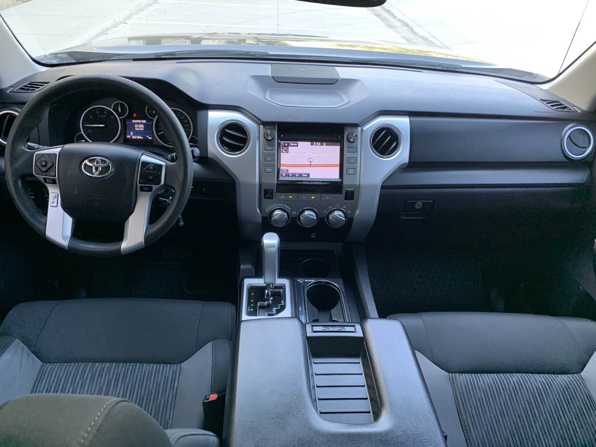 2016 Toyota Tundra SR5 photo 21